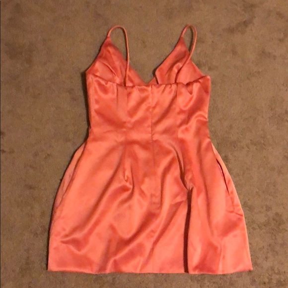 Silk peachy formal dress🍑 - Picture 2 of 2